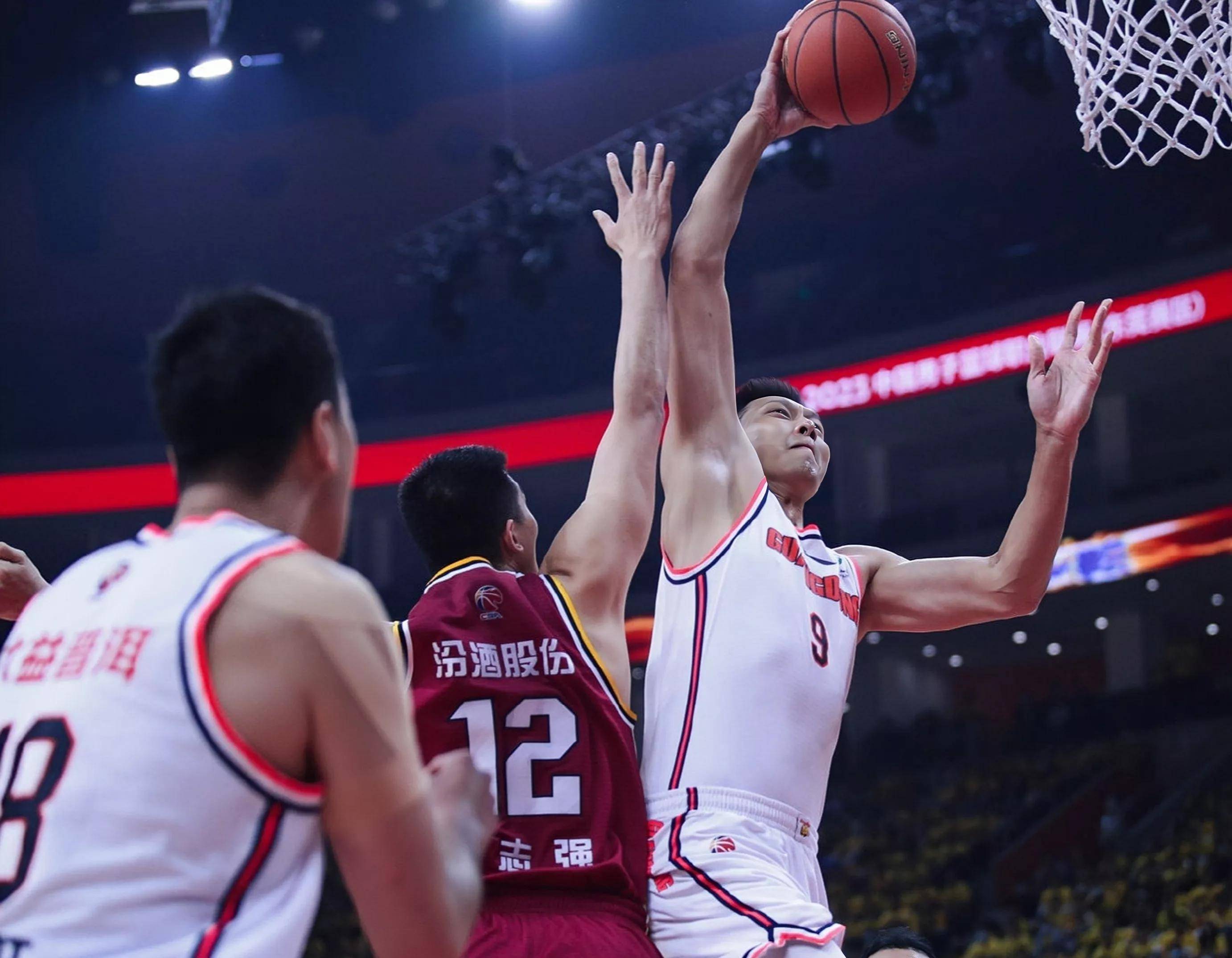 浙江稠州训练开放日，国际比赛日迎来里程碑引欢呼，CBA季后赛在即，医务组通报恢复的简单介绍-英雄联盟竞猜大厅